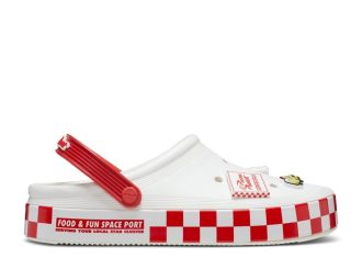 zoccoli toy story x off court pizza planet 1 330x235 - Zoccoli Toy Story x Off-Court "Pizza Planet"